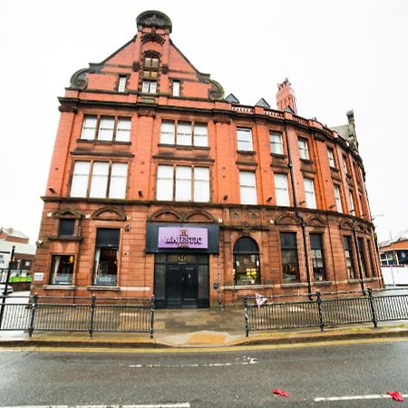 Oyo Hotel Majestic Barrow-in-Furness Exterior foto