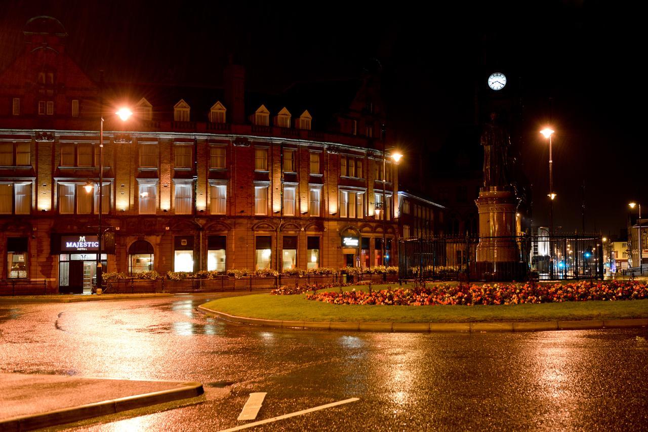 Oyo Hotel Majestic Barrow-in-Furness Exterior foto